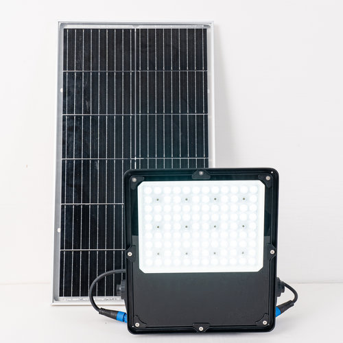 đèn pha năng lượng mặt trời 50w